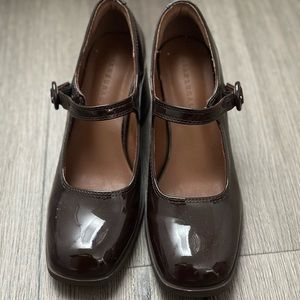 Brown leather heel